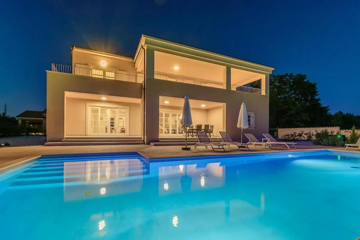 Villa Stella By Istrialux Smoljanci 0*,  Croatia